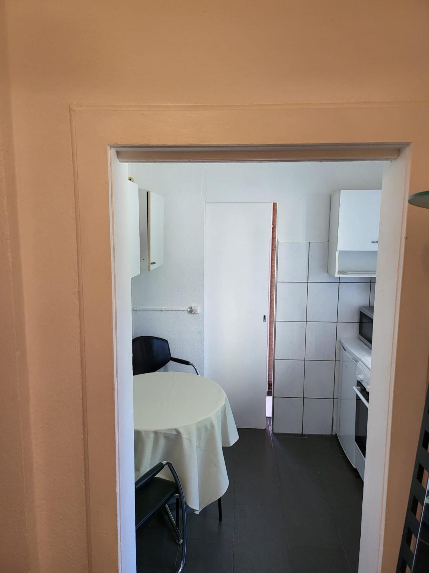 Bastis Central Guesthouse Lucerne City Ngoại thất bức ảnh