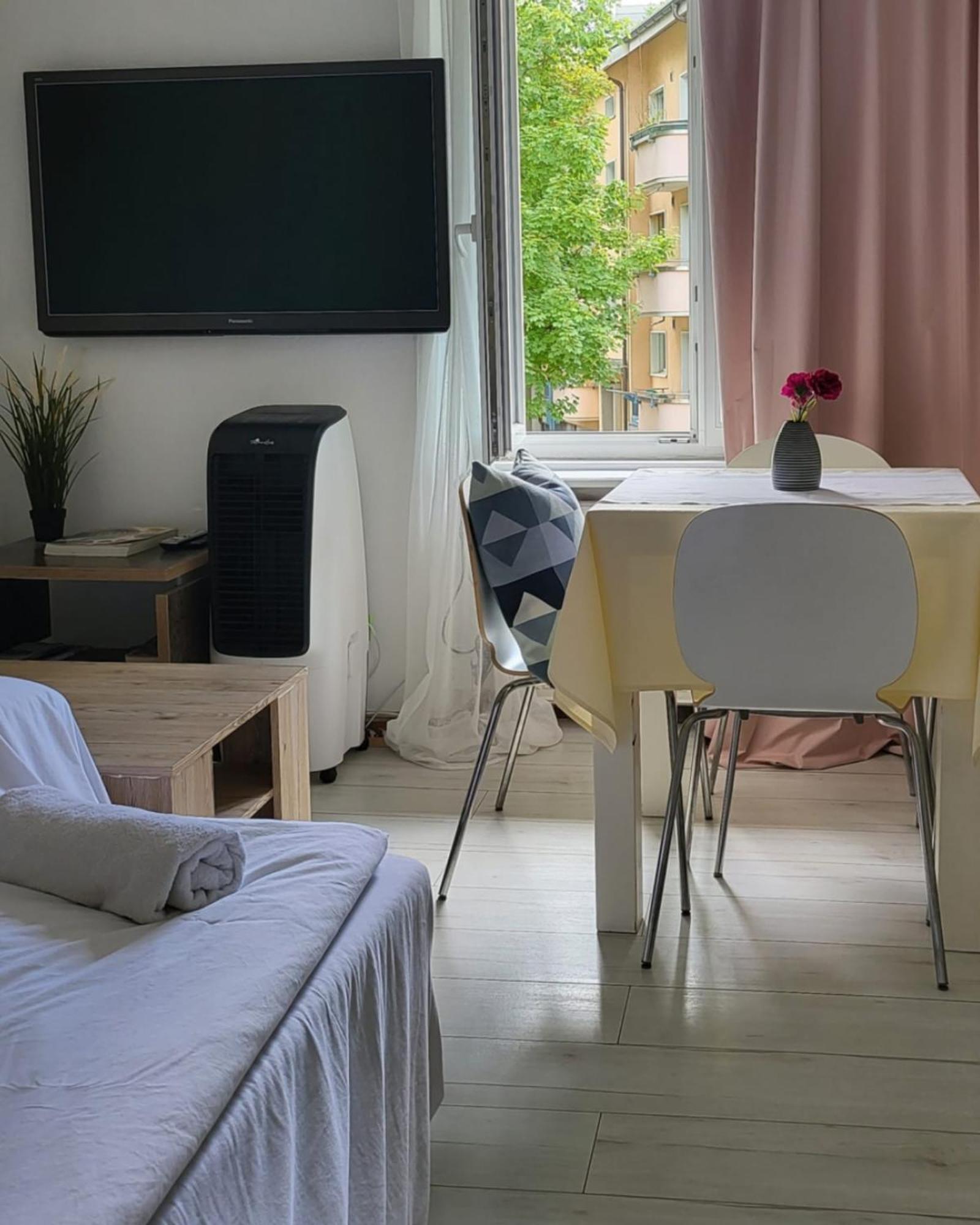 Bastis Central Guesthouse Lucerne City Ngoại thất bức ảnh